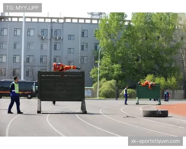 中立球规则详解及其在裁判判罚中的具体应用标准