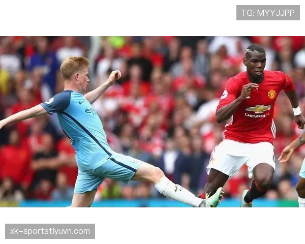 博格巴与德布劳内：中场推进逻辑的演变——从持球突破到体系化分发